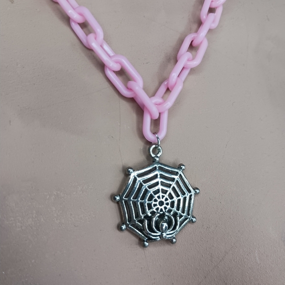 Plastic Baby Pink Link Necklace with Silver Spider Web with Spider Pendant. - Picture 2 of 3